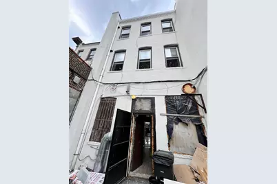 10515 Jamaica Avenue, Richmond Hill, NY 11418 - Photo 5