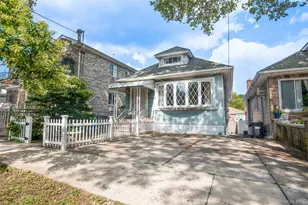 916 Hollywood Ave, Bronx, NY 10465 - Photo 3