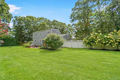 10 Tall Oak Lane, Remsenburg, NY 11960 - Photo 17