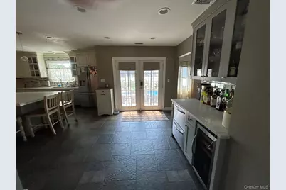 607 Nassau Street, Bellmore, NY 11710 - Photo 23