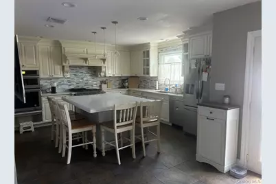 607 Nassau Street, Bellmore, NY 11710 - Photo 17