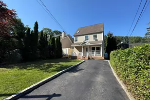 98 Magnolia Dr, Rocky Point, NY 11778 - Photo 11