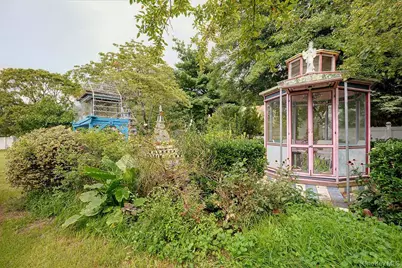 437 Moffitt Boulevard, Islip, NY 11751 - Photo 19