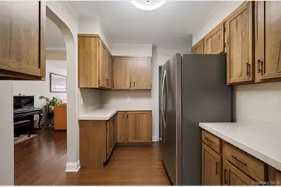 75-31 Furmanville Avenue, Middle Village, NY 11379 - Photo 11