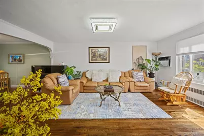 75-31 Furmanville Avenue, Middle Village, NY 11379 - Photo 5