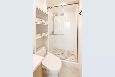 13119 Fowler Ave #4C, Flushing, NY 11355 - Photo 9