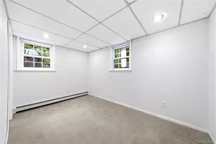 4 Honey Ln W, Miller Place, NY 11764 - Photo 25