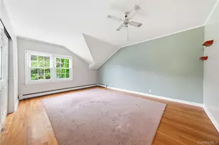 4 Honey Ln W, Miller Place, NY 11764 - Photo 17