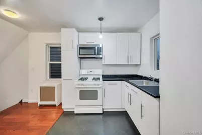 8631 131st Street, Richmond Hill, NY 11418 - Photo 15