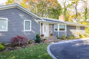 50 Melrose Pkwy, Patchogue, NY 11772 - Photo 11