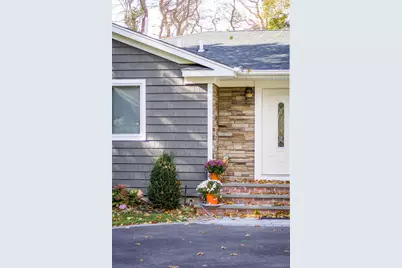 50 Melrose Parkway, Patchogue, NY 11772 - Photo 9