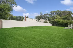 544 Park Ave, Centereach, NY 11720 - Photo 35