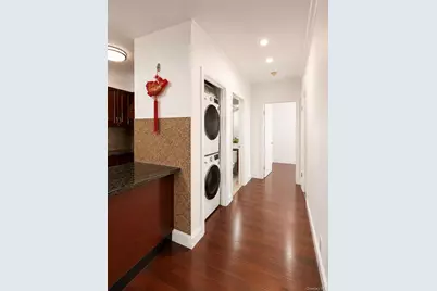 4105 College Point Boulevard #2D, Flushing, NY 11355 - Photo 5