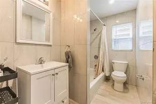 80-15B 168th St, Jamaica, NY 11432 - Photo 9