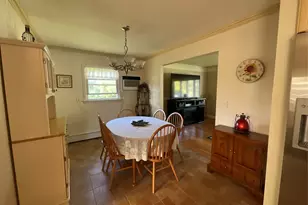 28 Pleasant Ave, Farmingdale, NY 11735 - Photo 9