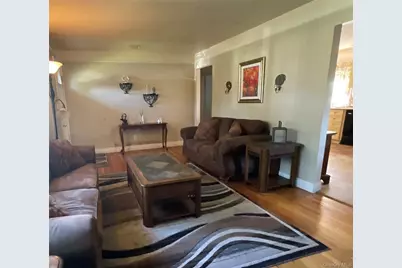 28 Pleasant Avenue, Farmingdale, NY 11735 - Photo 3