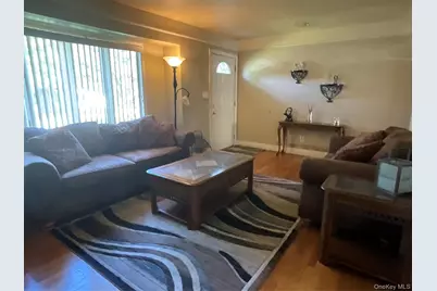 28 Pleasant Avenue, Farmingdale, NY 11735 - Photo 5