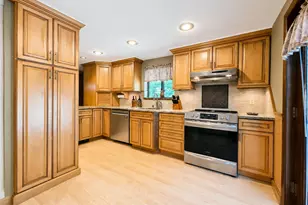 57 Wellington Rd, Middle Island, NY 11953 - Photo 9