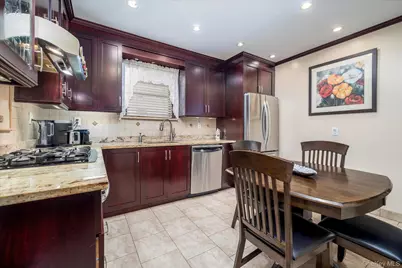 298 Lincoln Place, Lawrence, NY 11559 - Photo 5