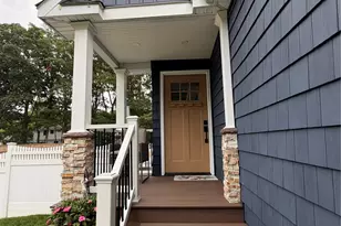 39 Sharon Dr, Coram, NY 11727 - Photo 3