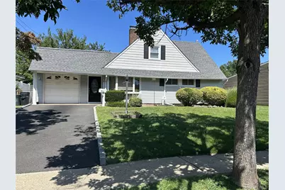 5 Woodcock Lane, Levittown, NY 11756 - Photo 1