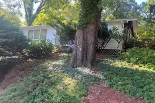 40 Laurel Dr, Port Jefferson, NY 11777 - Photo 19