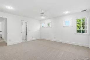 7 Dallas Dr, Poughkeepsie, NY 12603 - Photo 29