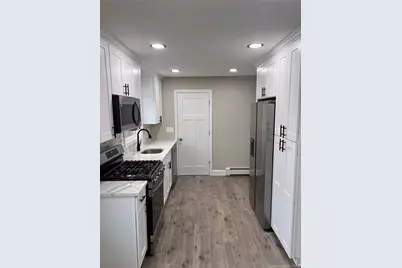 98 Beecher Road, North Babylon, NY 11703 - Photo 7