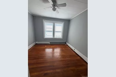 1013 Jericho Turnpike #2, New Hyde Park, NY 11040 - Photo 5