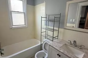 1013 Jericho Tpke, New Hyde Park, NY 11040 - Photo 7