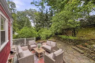 24 Smallwood Pl, White Plains, NY 10603 - Photo 37