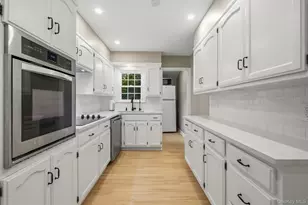 24 Smallwood Pl, White Plains, NY 10603 - Photo 13