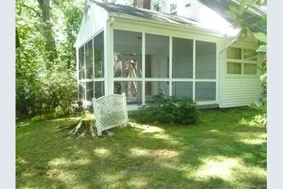 17 Chestnut Lane, Newburgh, NY 12550 - Photo 3