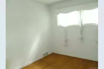 17 Chestnut Lane, Newburgh, NY 12550 - Photo 27