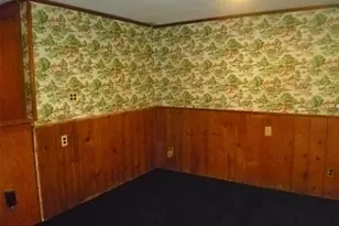 17 Chestnut Ln, Newburgh, NY 12550 - Photo 37