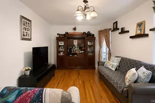 32-51 72nd St, East Elmhurst, NY 11370 - Photo 3