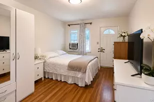32-51 72nd St, East Elmhurst, NY 11370 - Photo 7