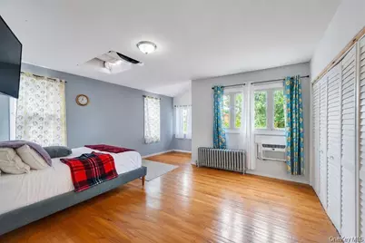 10530 Van Wyck Expressway, Richmond Hill, NY 11419 - Photo 21