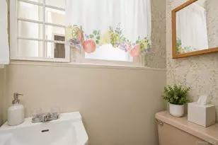 114-31 210th St, Cambria Heights, NY 11411 - Photo 9