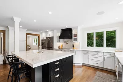 351 Forest Lane, Smithtown, NY 11787 - Photo 19