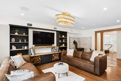 351 Forest Lane, Smithtown, NY 11787 - Photo 23