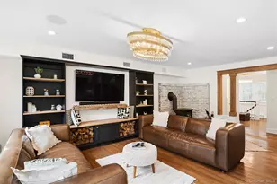351 Forest Ln, Smithtown, NY 11787 - Photo 23