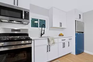 105 White St, Newburgh, NY 12550 - Photo 13