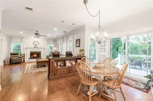14 Cobbler Ln, East Setauket, NY 11733 - Photo 9