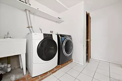 13534 127th Street, Ozone Park, NY 11420 - Photo 37