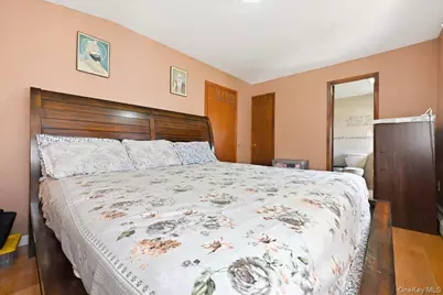13534 127th Street, Ozone Park, NY 11420 - Photo 17