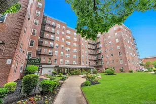 84-50 169th St, Jamaica, NY 11432 - Photo 3