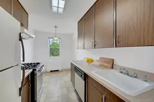 499 N Broadway, White Plains, NY 10603 - Photo 19