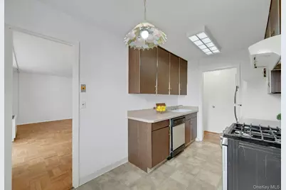 499 N Broadway #6B, White Plains, NY 10603 - Photo 9