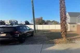 885 E Park Ave, Long Beach, NY 11561 - Photo 13